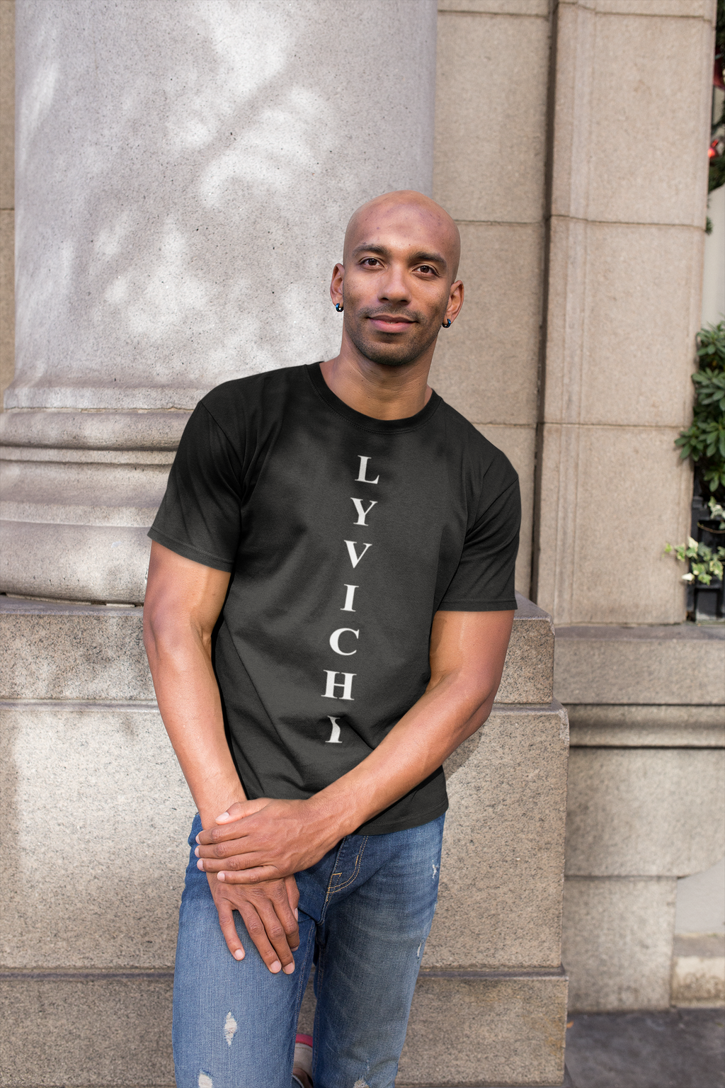 Black & White Lyvichi Classic T-Shirt/ Top The Collection M1
